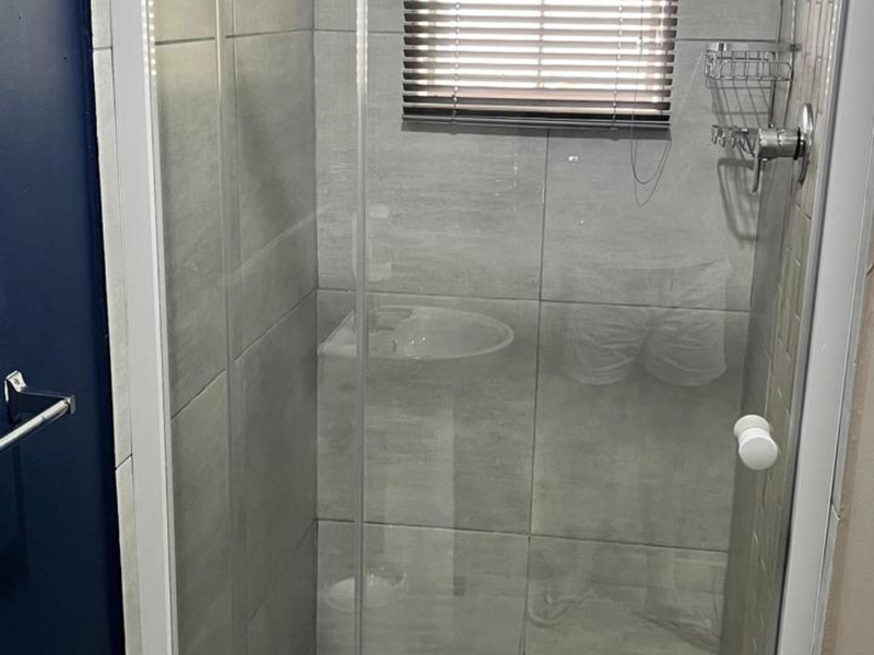 A VERSATILE TWO BEDROOM DESIGNED FOR MODERN LIVING OR BUSINESS - CHASEDENE!!! - Photo 8