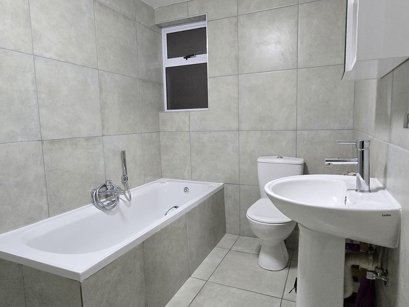 Two Bedroom Haven in Chase Valley, Pietermaritzburg – Secure, Stylish, Well Positioned!!! - Photo 10