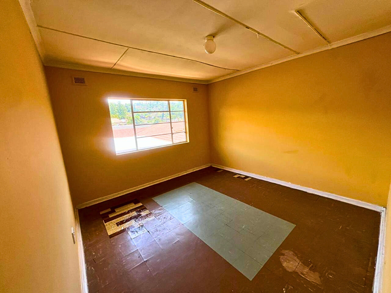 Nine Bedroom Apartment, High Yield Multi Unit Investment with Proven Appeal!!! - Photo 9