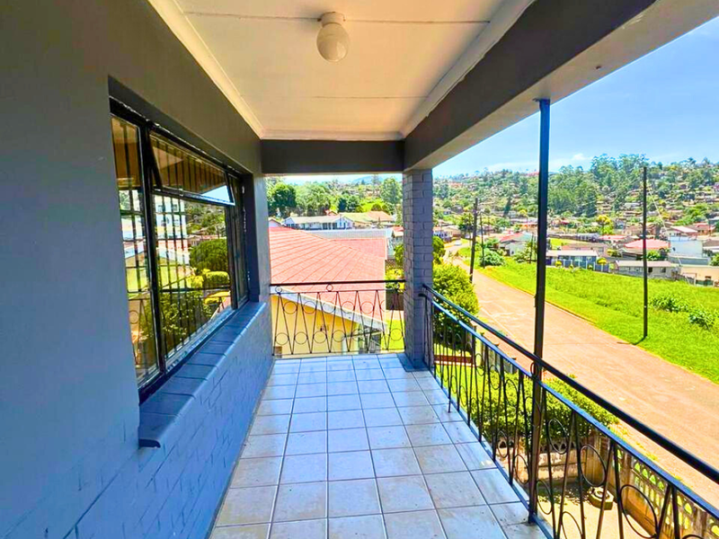 Nine Bedroom Apartment, High Yield Multi Unit Investment with Proven Appeal!!! - Photo 6