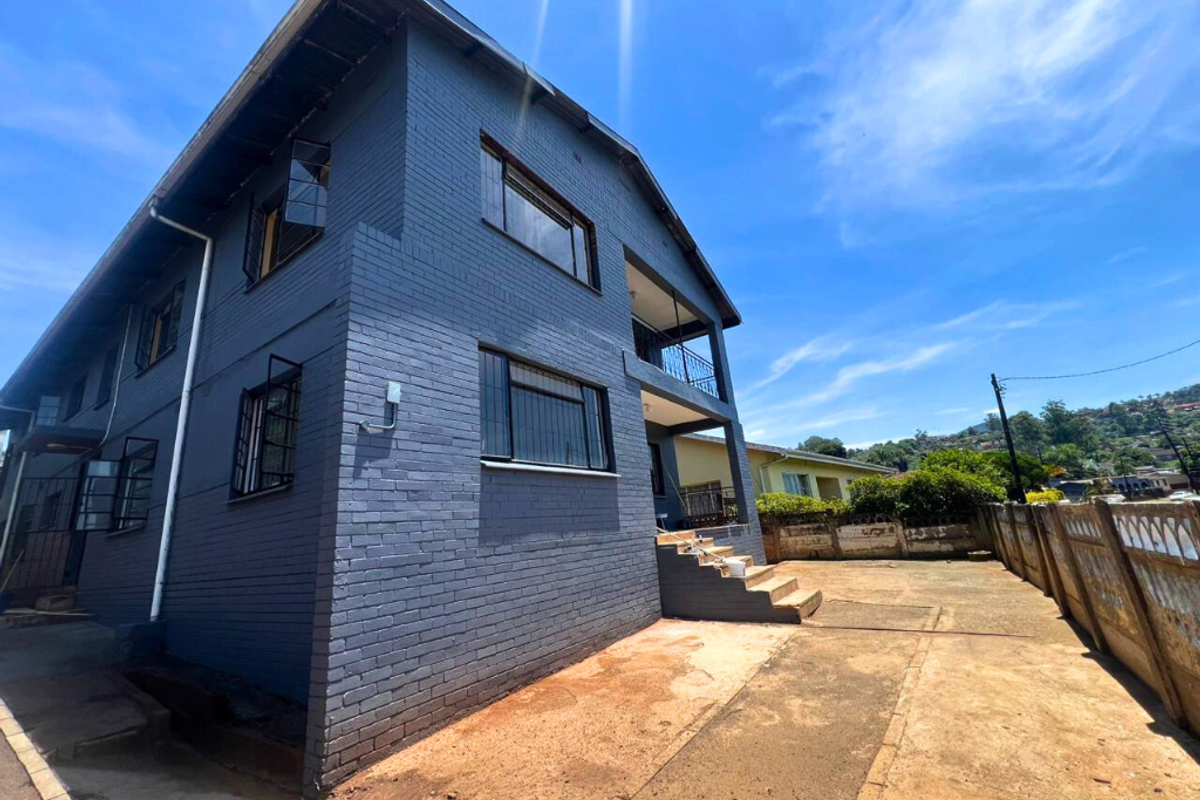 Nine Bedroom Apartment, High Yield Multi Unit Investment with Proven Appeal!!! - Photo 3