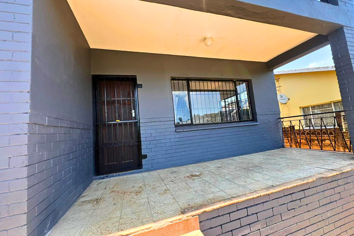 Nine Bedroom Apartment, High Yield Multi Unit Investment with Proven Appeal!!! - Photo 5