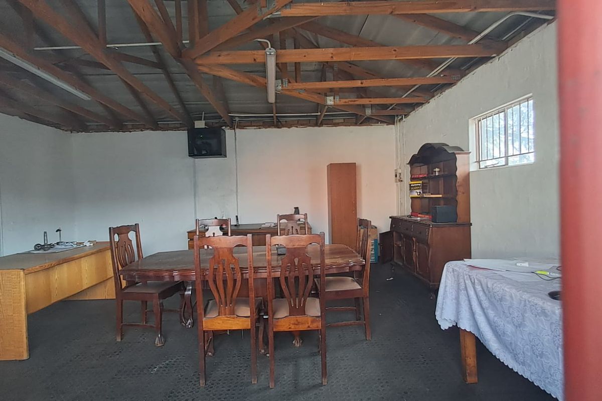 400m2 Warehouse TO LET in Clayville - Industrial 2 - Photo 5