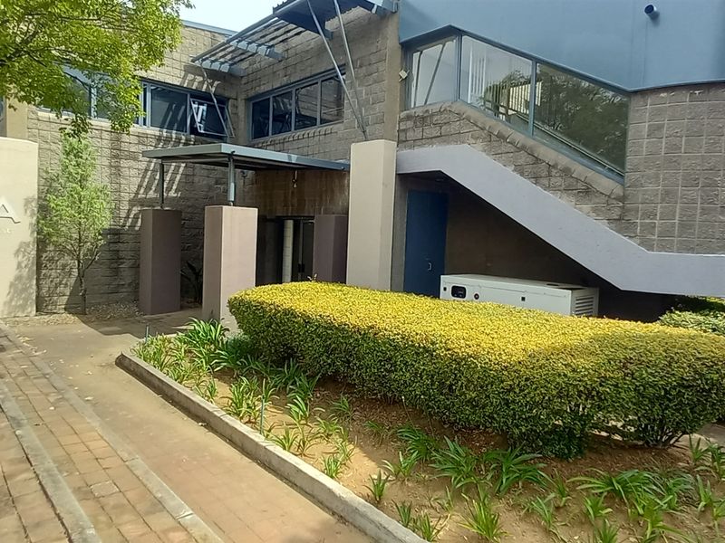 Office Space to Let Randjespark Midrand - Photo 1