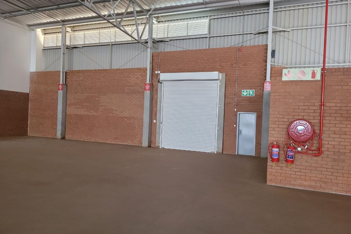 1599m2 Warehouse, Olivewood HUB - Photo 2
