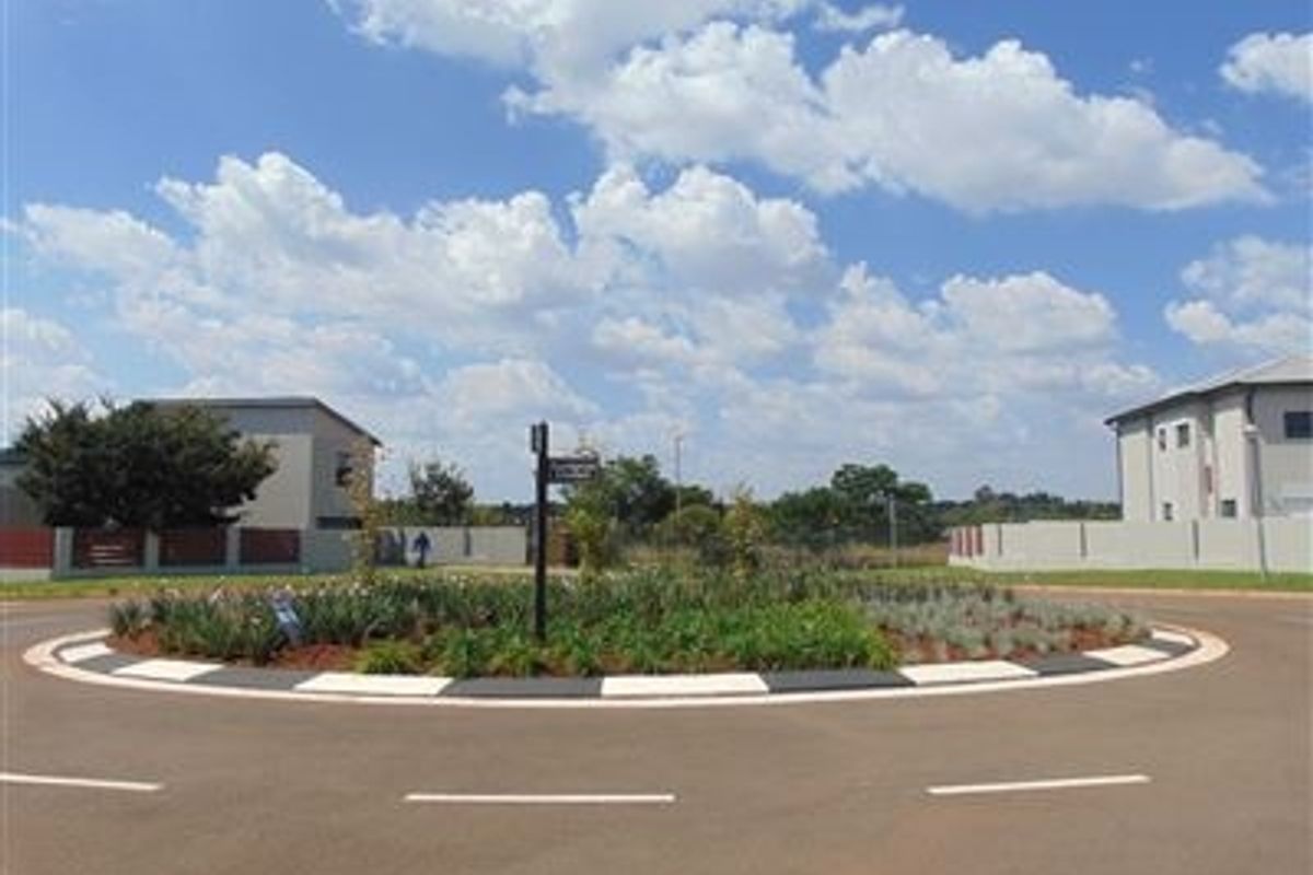 Vacant land in Du Vin estate - Photo 5