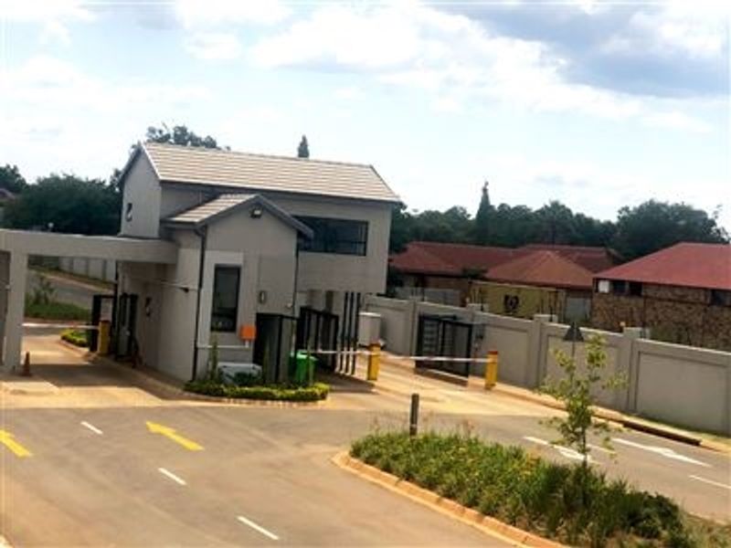 Vacant land in Du Vin estate - Photo 3