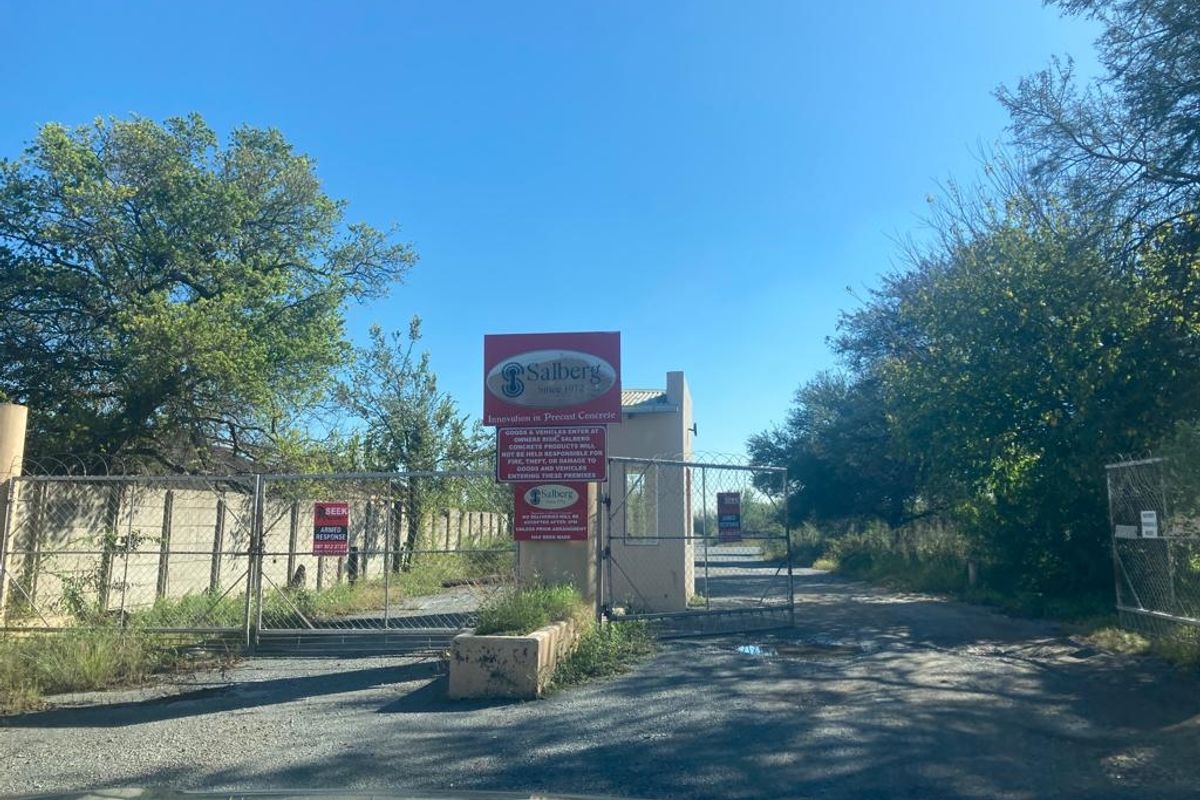 30 Hectares for sale in Irene, Clayville area - Photo 4