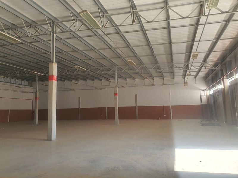1328m2 Warehouse TO LET in Twenty One Industrial - Photo 3