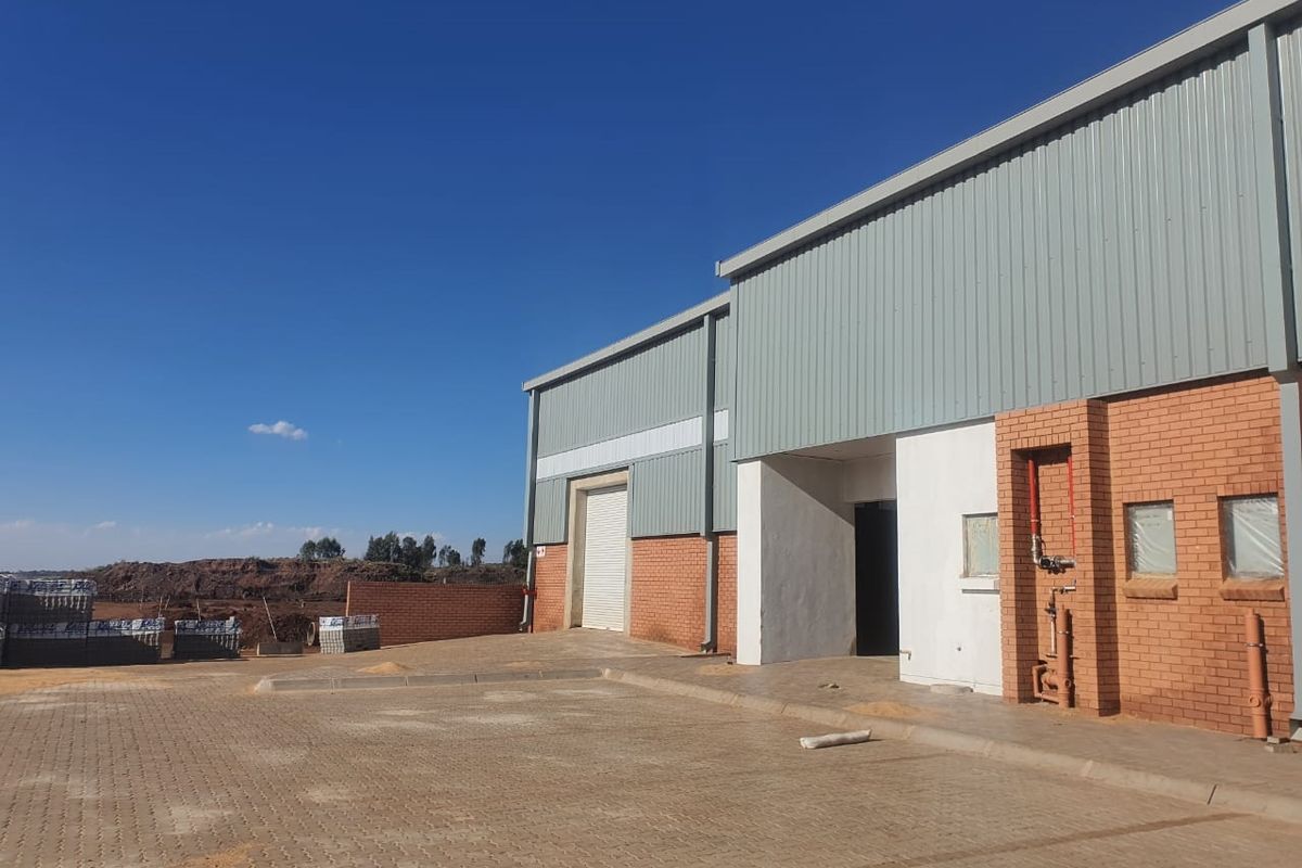 1328m2 Warehouse TO LET in Twenty One Industrial - Photo 2