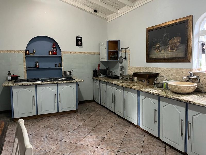 Enormous Home For Sale - Photo 10