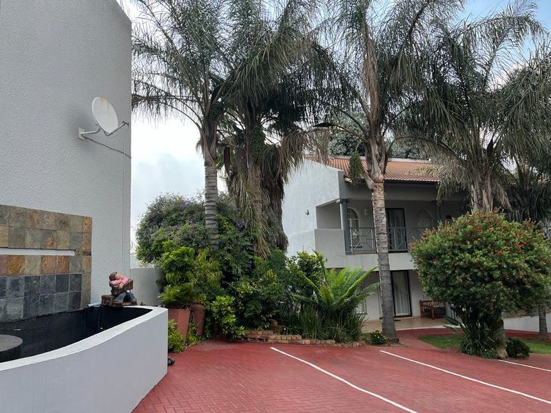 Enormous Home For Sale - Photo 9