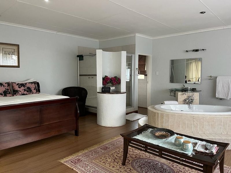 Enormous Home For Sale - Photo 5