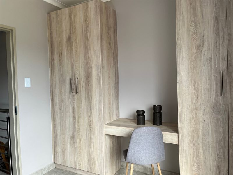 Modern Development in Secure Estate - Photo 10