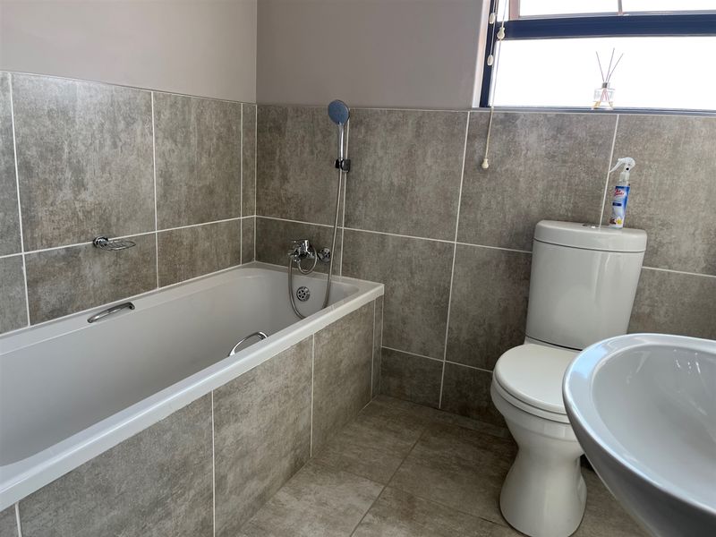 Modern Development in Secure Estate - Photo 9