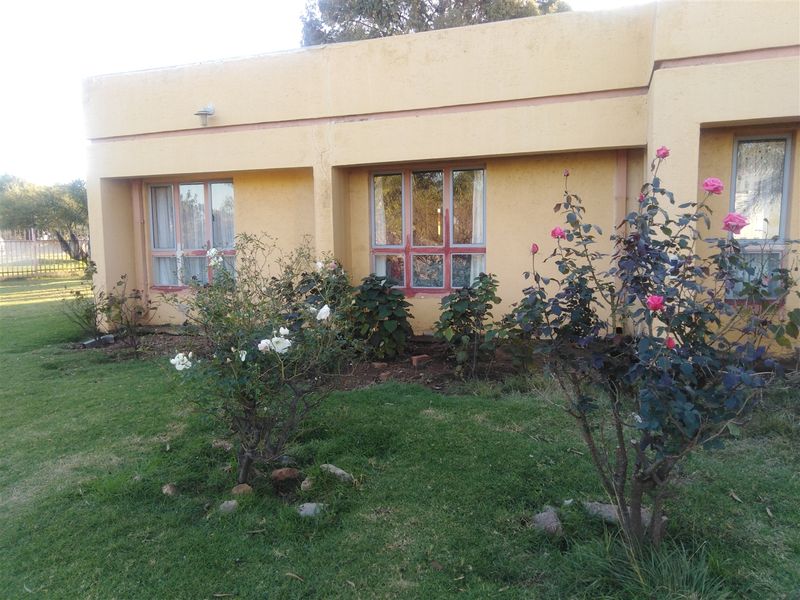 Spacious 4-bedroom house in Reyno Ridge. - Photo 2