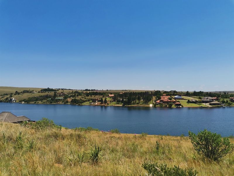 Water front Stand in Beautiful Estate - Photo 8