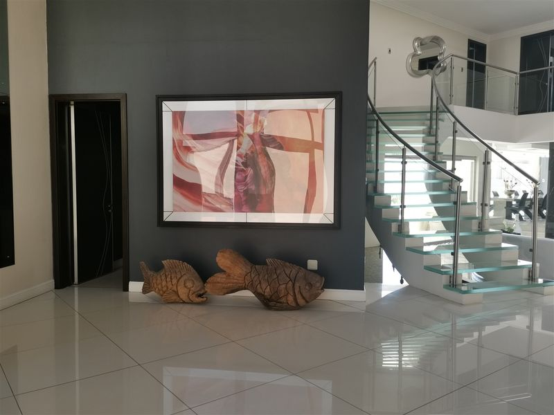 Top Billing Worthy with Views of the Water - Photo 4