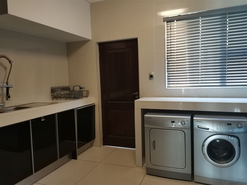 Top Billing Worthy with Views of the Water - Photo 7