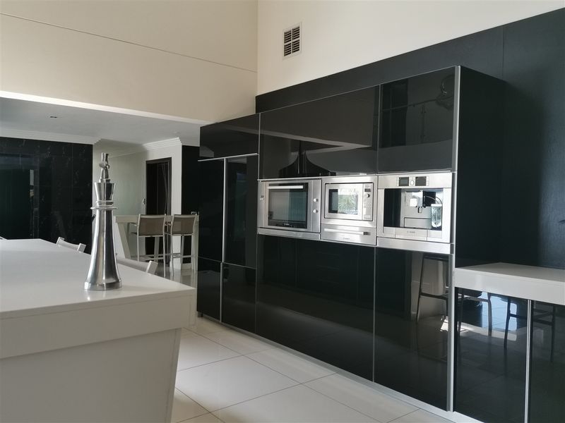 Back on the Market - Home with Extraordinary Views - Photo 4