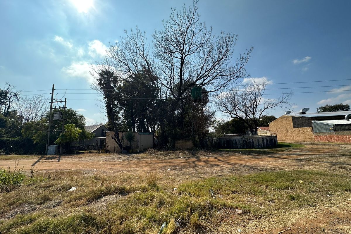 Prime Development Opportunity – 7,258 Hectares with Huge Potential - Photo 2