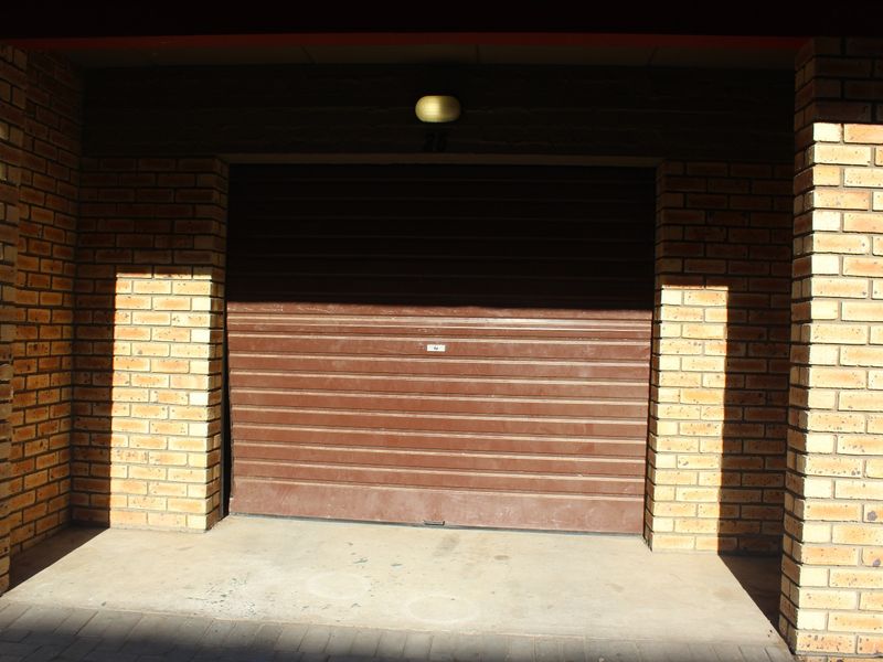 Lock up and Go unit - Photo 9