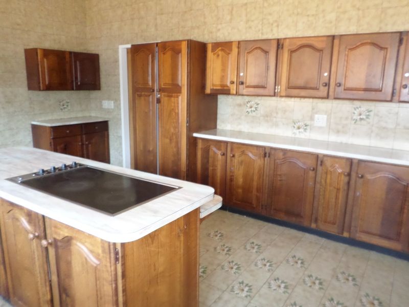 Bigger is Better! - Photo 6