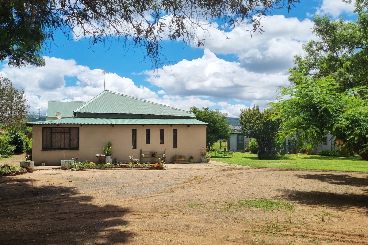 Excellent Value for Money - Swartruggens - Charming 4-Bedroom Home with Exceptional Potential - Photo 5