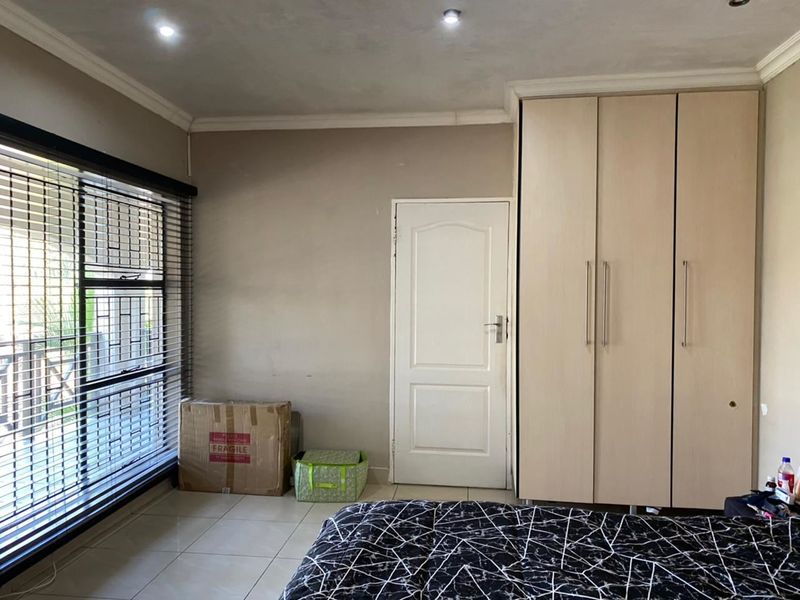 A MUST SEE ! - Photo 10