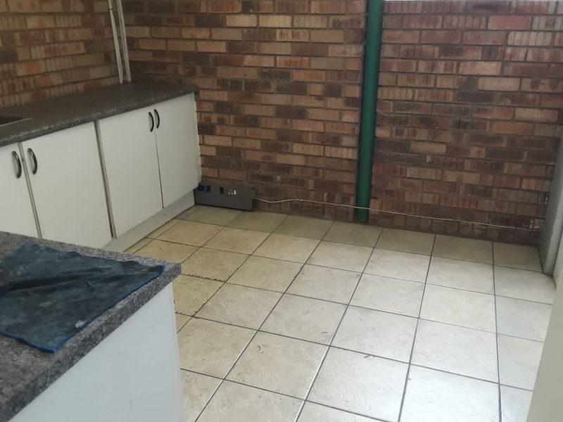 So much space and value for money - Photo 9