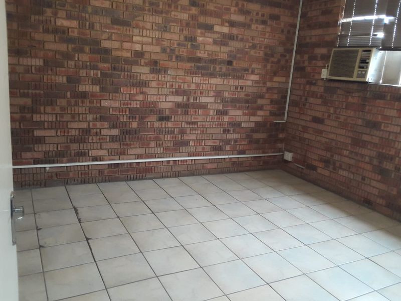 So much space and value for money - Photo 8