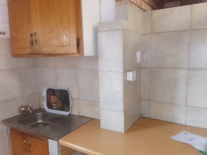 Ideal workshop and office Space - Photo 5