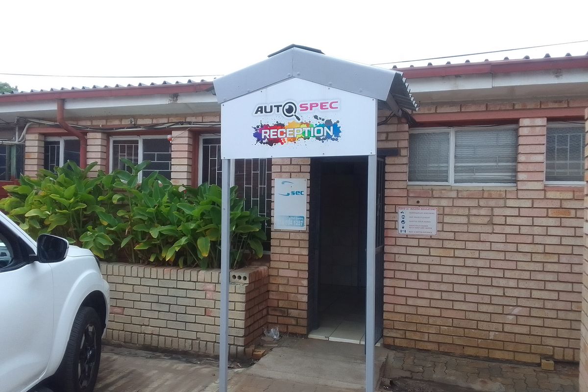 Ideal workshop and office Space - Photo 2