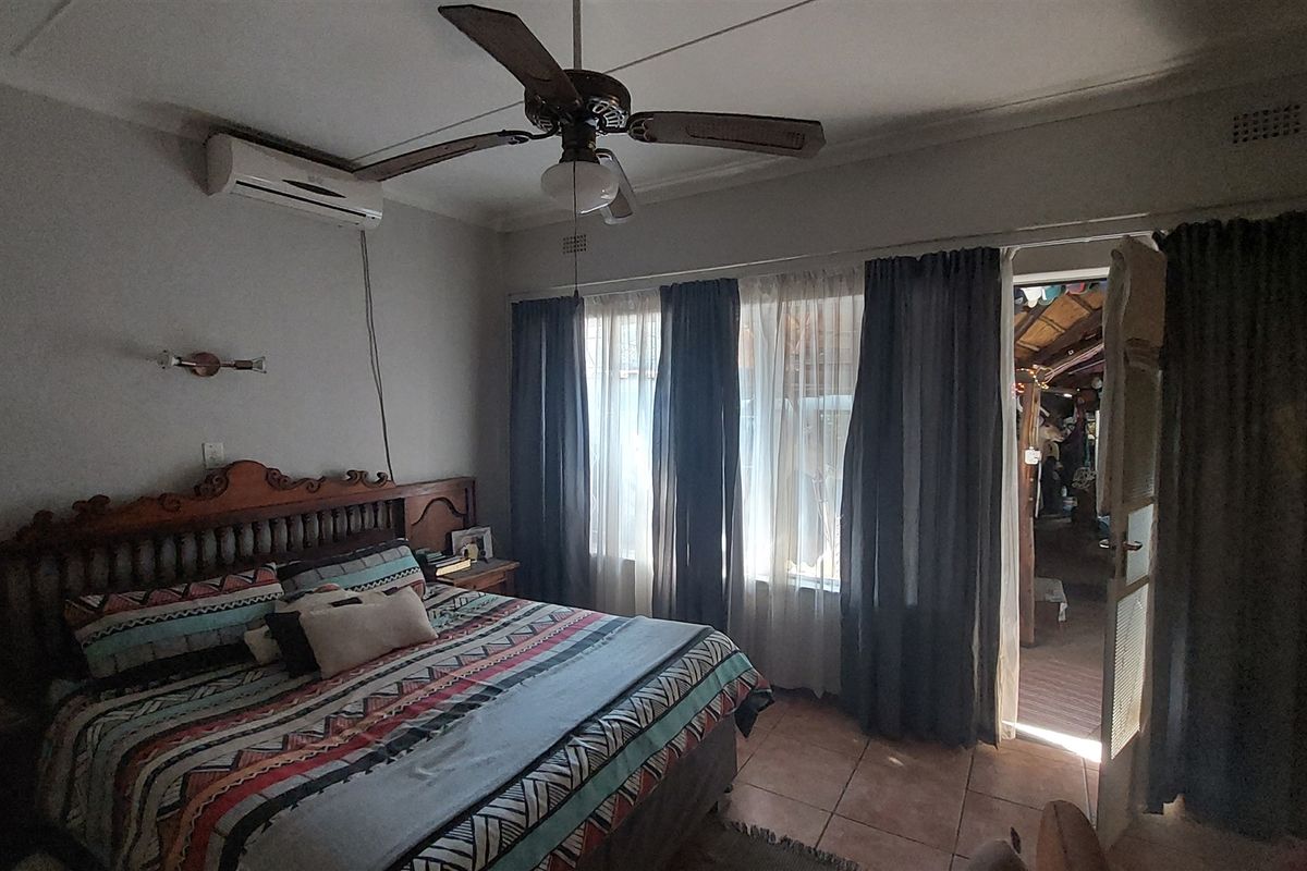 Big Family Home!! - Photo 5