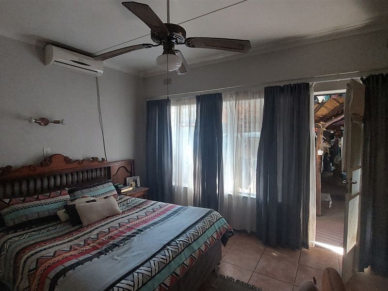 Big Family Home!! - Photo 5
