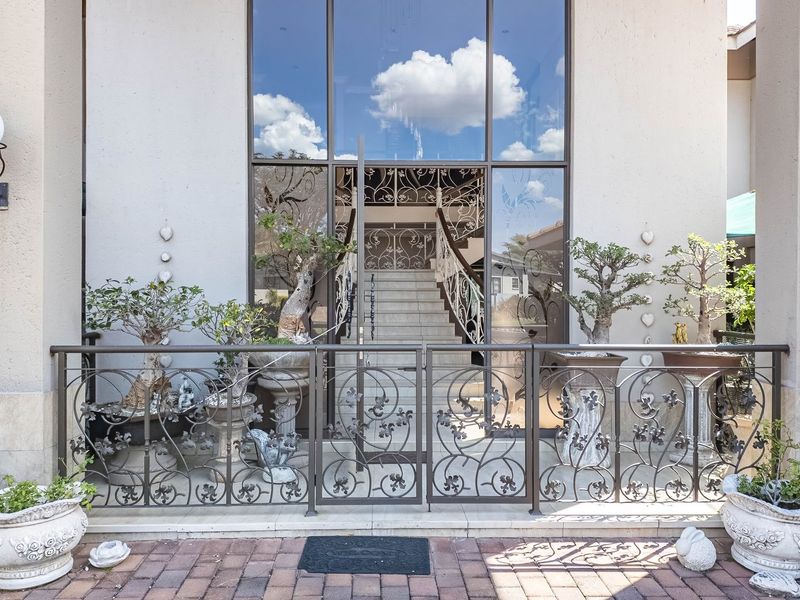 Executive Waterfront home with Two granny flats for sale - Photo 5