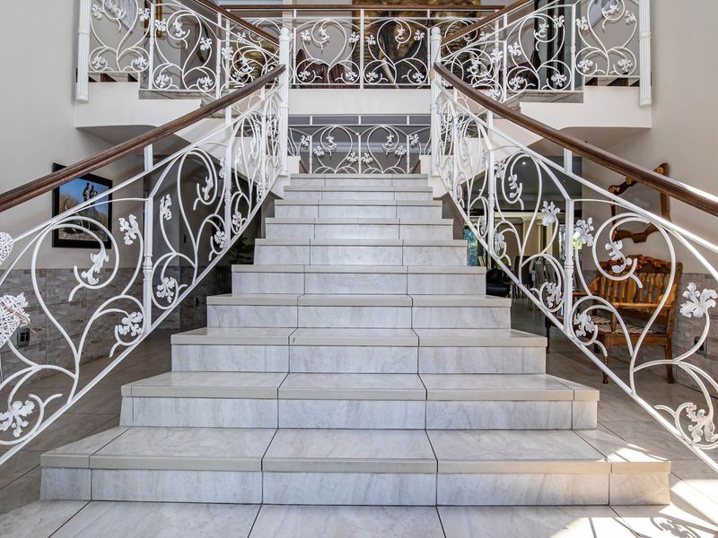 Executive Waterfront home with Two granny flats for sale - Photo 7