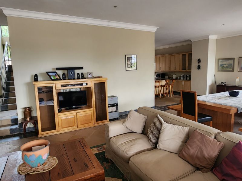 Executive family home for sale - Photo 5