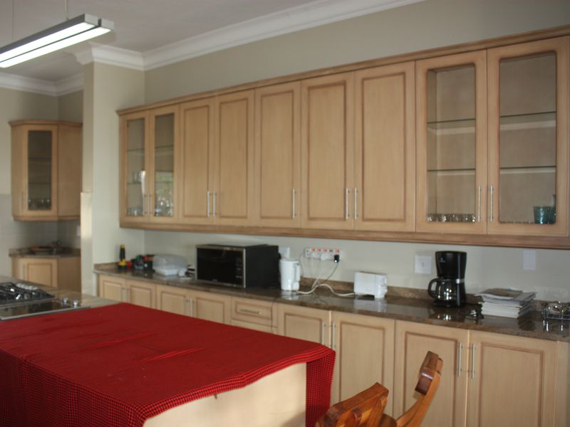 Executive family home for sale - Photo 7