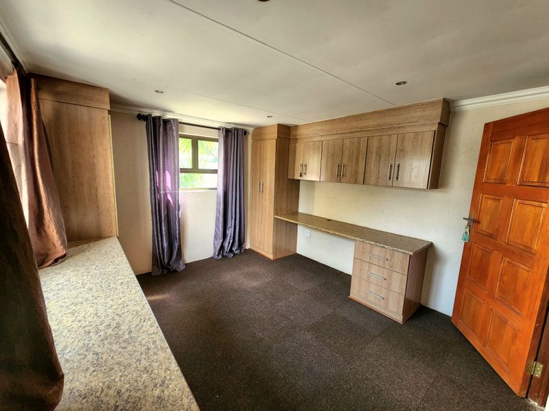 Single storey waterfront house to RENT in Sable Hills - Photo 7