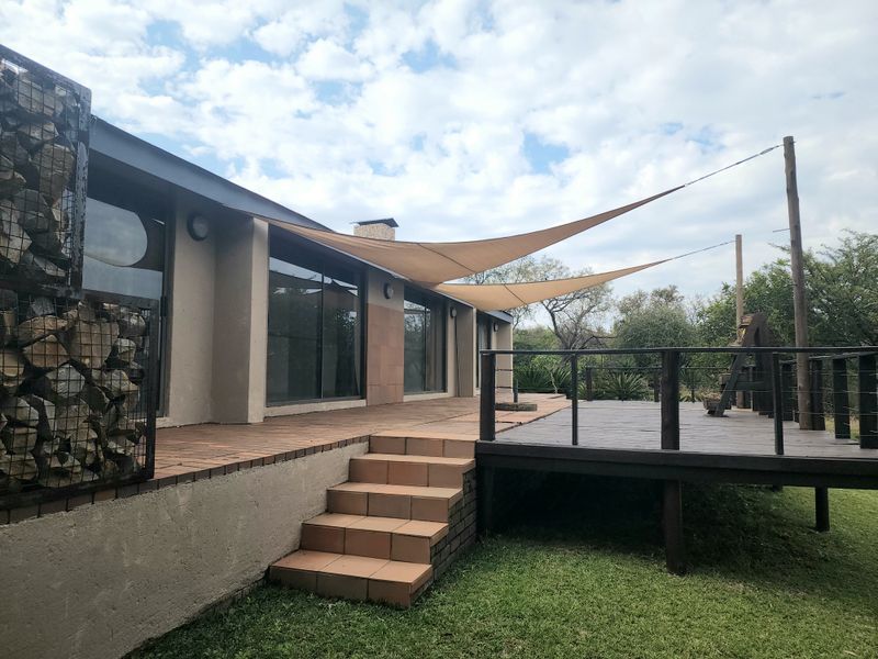 Single storey waterfront house to RENT in Sable Hills - Photo 3