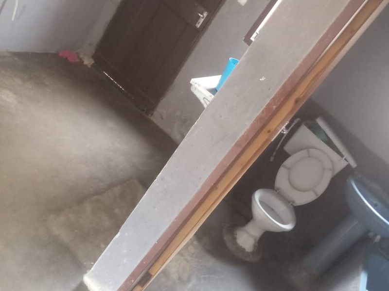 Freestanding For Sale In Kempton Park - Photo 6