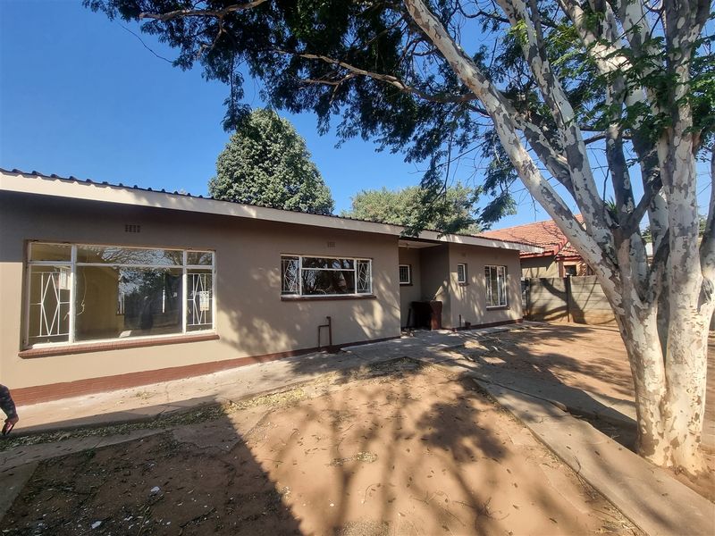 House Rental Monthly In Rustenburg - Photo 1