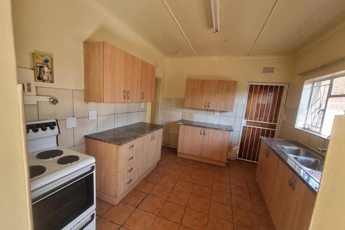 House Rental Monthly In Rustenburg - Photo 3