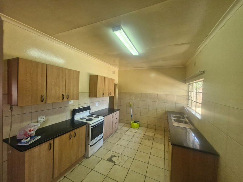 Oos - Einde 3 Bedroom house - Photo 8