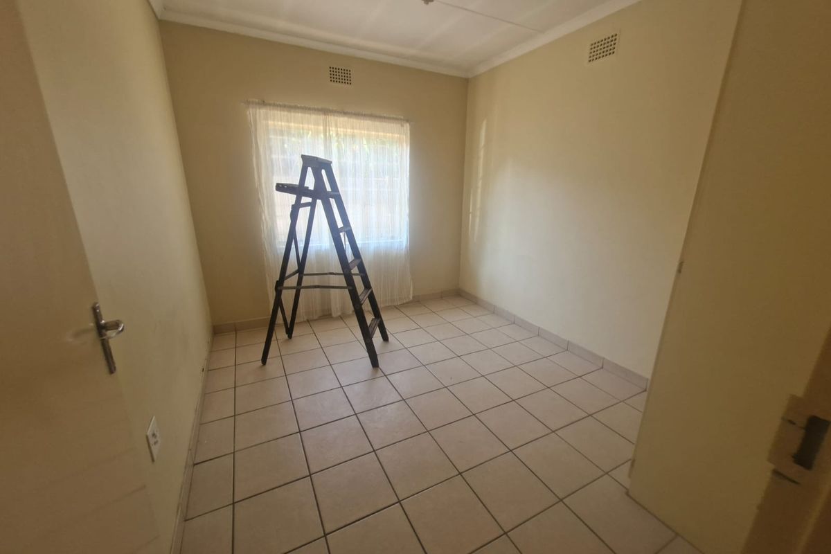 Oos - Einde 3 Bedroom house - Photo 4