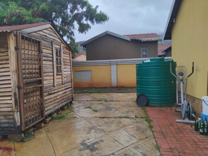 A petite 3 bedroom house to rent for your small family - Photo 8