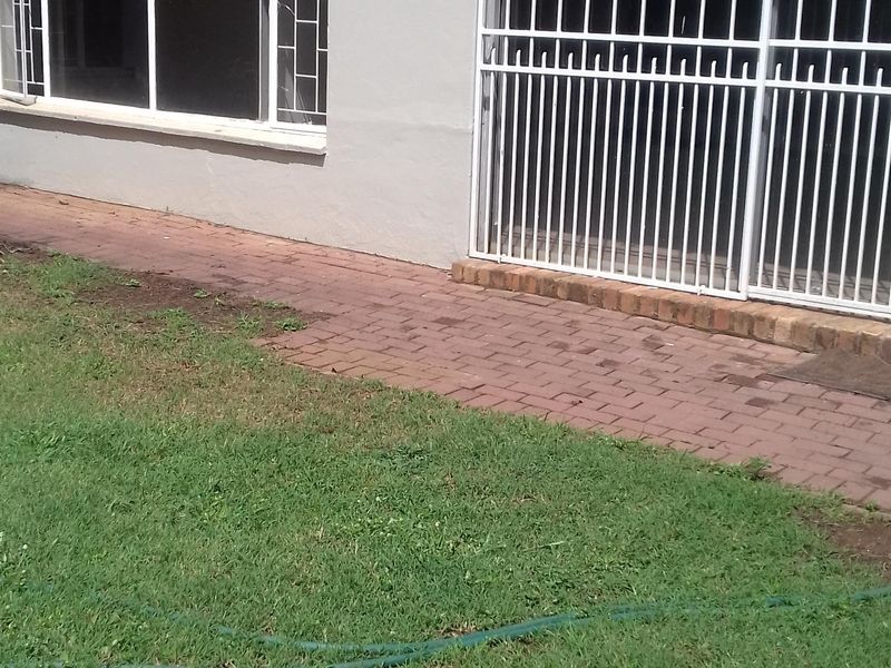 Flat to rent - Photo 3