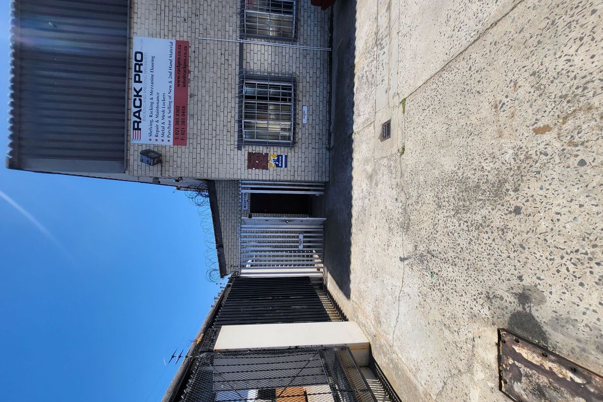 Prime Industrial Space in Beaconvale – Centrally Located with Excellent Transport Links - Photo 2