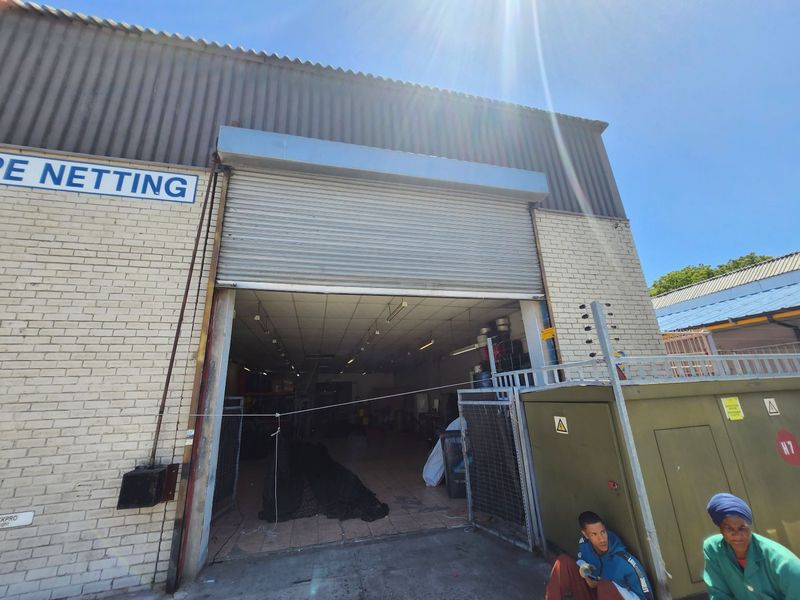 Prime Industrial Space in Beaconvale – Centrally Located with Excellent Transport Links - Photo 5